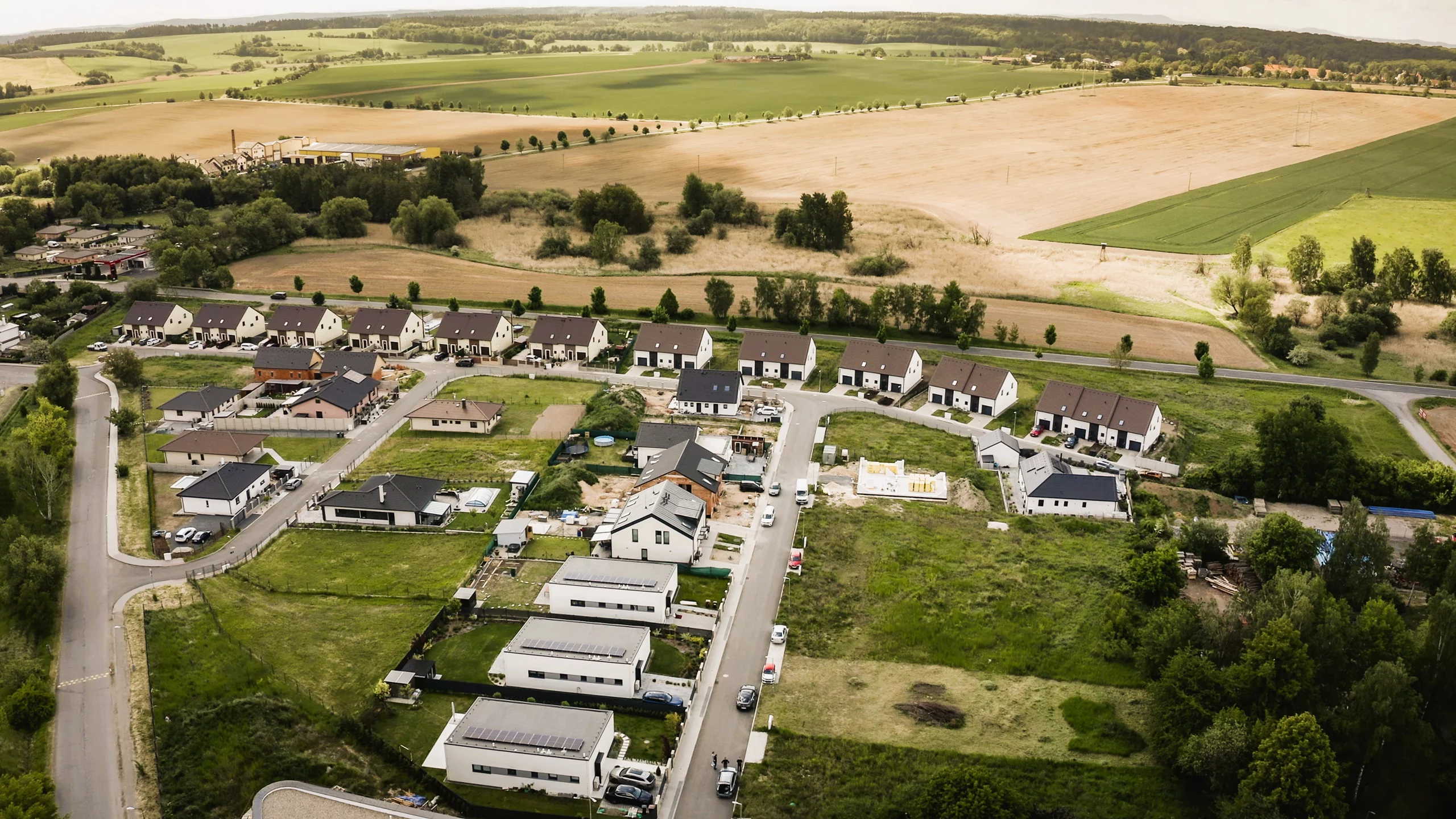 DJI_0407.MOV.00_00_06_15.Still001